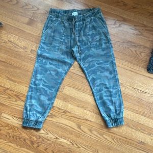 Bella Dahl vintage cotton joggers